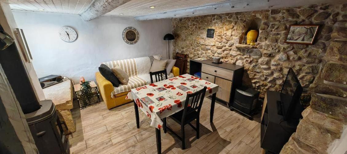 Le Cabanon De Vally Caromb エクステリア 写真